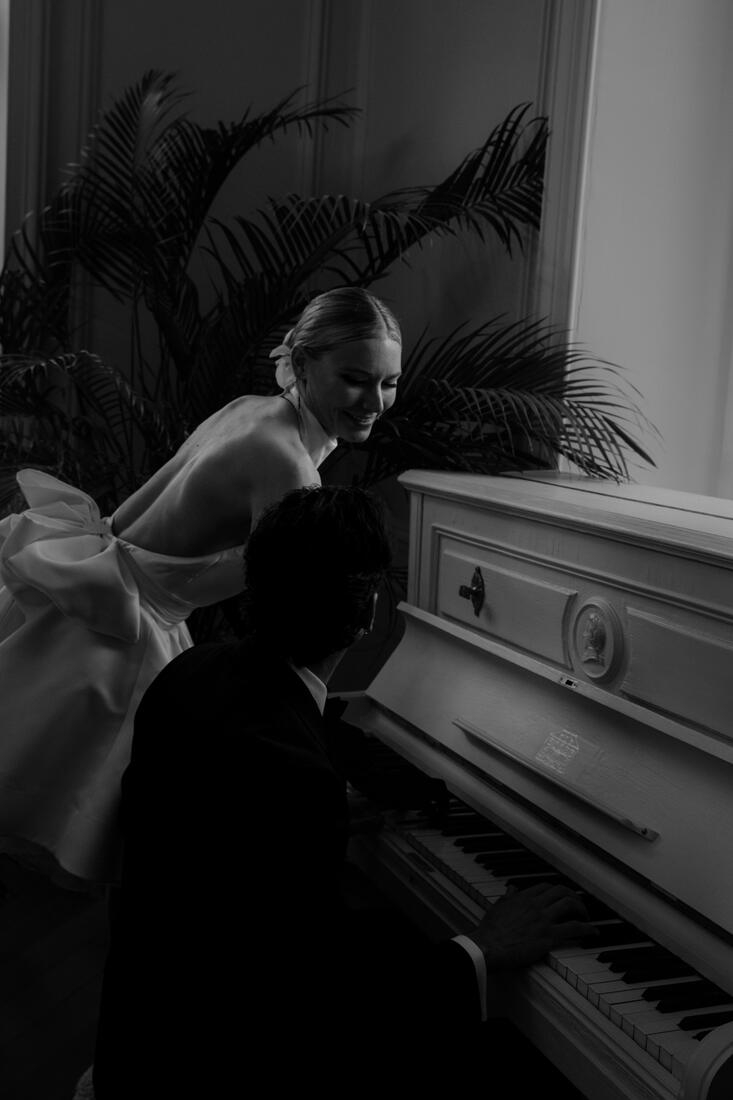 Mariés au piano